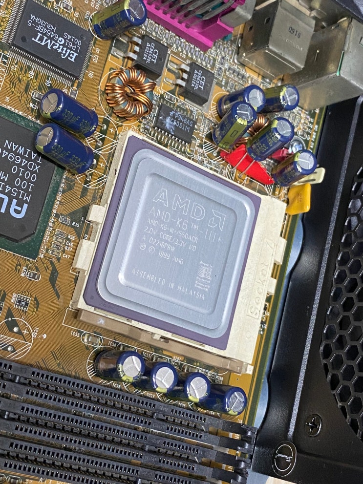 AMD K6 III+ 500ACR Processore Socket 7 Con Dissipatore - 2V Core 3.3V I/O - Foto 1