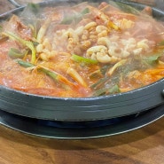 부천역 벗이랑 부대찌개 밥이 무한리필인 해장으로도 점심으로도 맛있었던 부대찌개 밥집