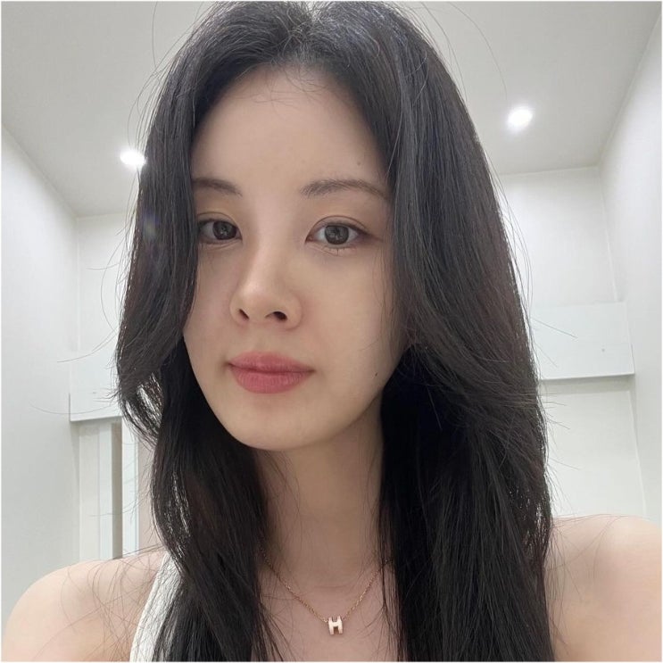 33세 소녀시대 서현 데일리목걸이 에르메스 팝아슈 목걸이 요즘 가격은? 네이버 블로그