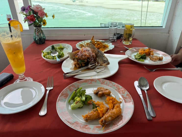 랑카위 뷰맛집 “더클리프 비치 레스토랑 (THE CLIFF BEACH RESTAURANT)”