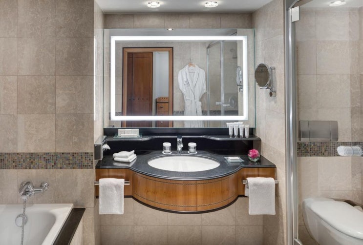 부다페스트 자유여행 후기 보기 Kempinski Hotel Corvinus Budapest