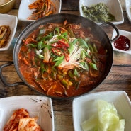 울산 굴국밥 매생이굴국밥, 통통한 멸치쌈밥!제철음식과 요리 전문점 울산북구명촌 옥바우집큰딸