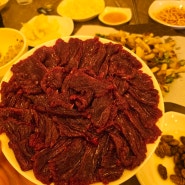 대구 죽전동 맛집 [삼거리뭉티기] 새로 오픈한 당일도축 역대급 생고기 찐맛집 양념장이 미쳤어요