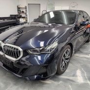 BMW 520i(G60) 8세대 카본블랙 솔라가드 퀀텀 농도 컬러감 반사필름의 정석!