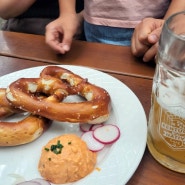 렉싱턴 숲속카페 : Kentucky Native Café, Beer Garden