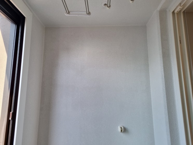 서대구센트럴자이 세탁실 베란다 도장 탄성코트 시공 네이버 블로그