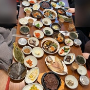 연희동 한정식 수빈 떡갈비 & 간장게장 가족모임 추천 맛집