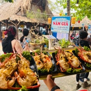 다낭 해산물식당 안방 해변 - 호이안 & 다낭 로컬 맛집 Nam Gia Seafood