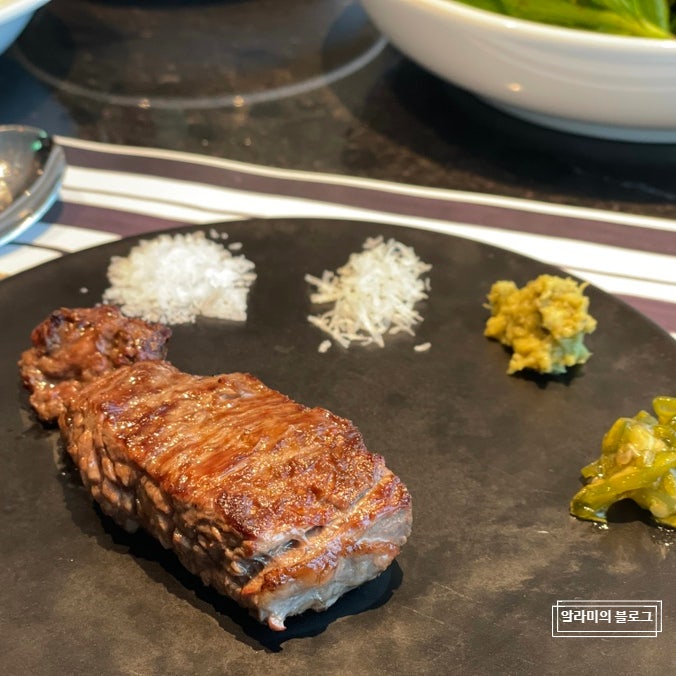 강남역 프라이빗 룸식당 한우부티크 가족외식 하기 좋은 곳