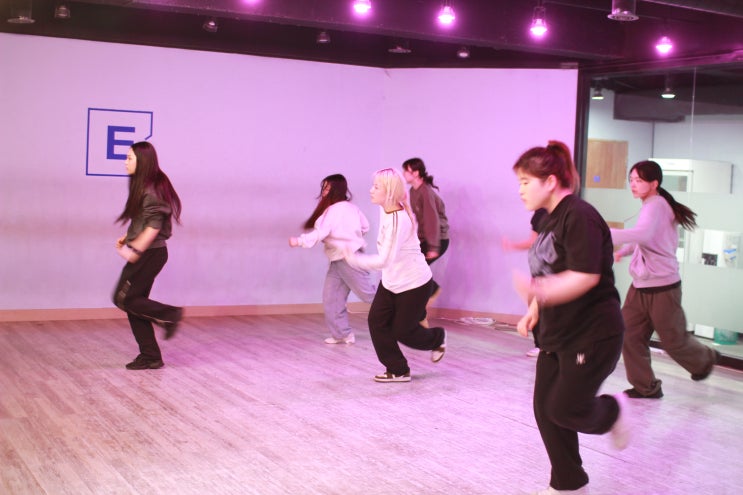 (하남댄스학원, 이댄스학원)부드러운 느낌을 배우고 싶다면 걸리쉬 들어봐~!~!#걸리쉬 : 네이버 블로그