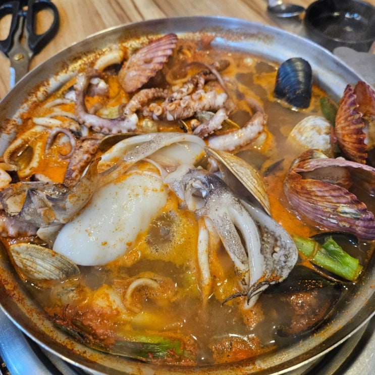 진접 광릉내 맛집 <하박사 해물칼국수>