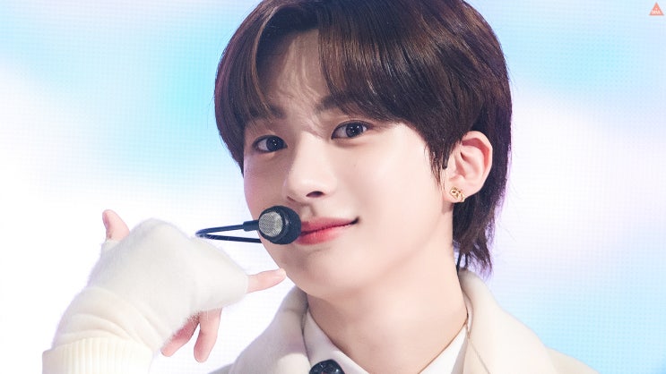 라이즈 앤톤 'Love 119 ' 무대 컴퓨터바탕화면_by.슬짱 : 네이버 블로그
