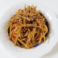 우엉 조림 볶음 김밥 속재료 한식 반찬 만드는법 및 효능 우엉채 구매처 나물인