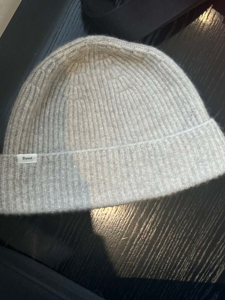 던스트 비니 쓰는 법, 코디 / 홀가먼트 라쿤 캐시미어 비니 (Dunst Wholegarment Racoon Cashmere ...