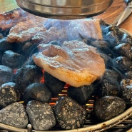 양평 맥반석 돼지갈비 맛집 탐방 : 뜨거운 맥반석 위에서 피어나는 고기 향연! "개군 갈비"