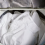 흰옷 누런때 목때 제거 방법 3가지! 표백 과탄산소다 세탁기