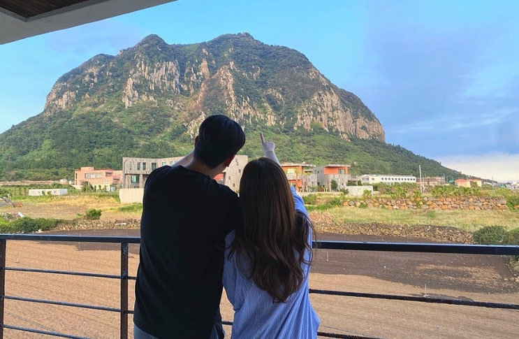 [제주 서귀포 숙소 추천] 산방산 뷰 숙소 빌라노이 제주 202호 추천 후기 (조식, 실내 자쿠지) : 네이버 블로그