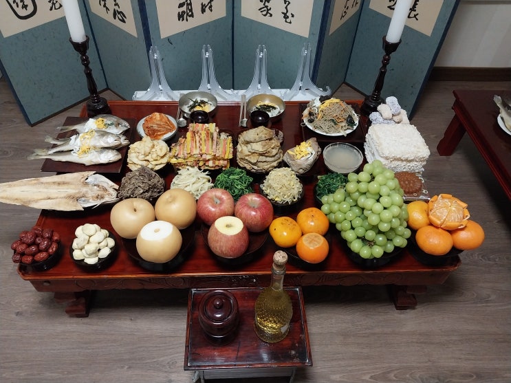 설날 차례상차림 제사상에 메(밥) 대신 떡국만 올리면 나머진 똑같습니다. : 네이버 블로그