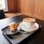 [용산] 모센트 : 카페/디저트 - 맛 좋은 호주식 카푸치노와 마들렌이 있는 용산 주택 개조 카페