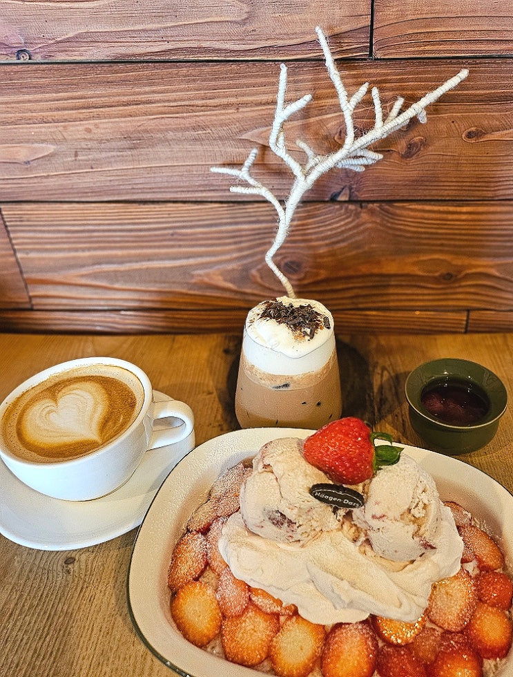 공주시카페 딸기크림치즈 빙수맛집 미세스피베리