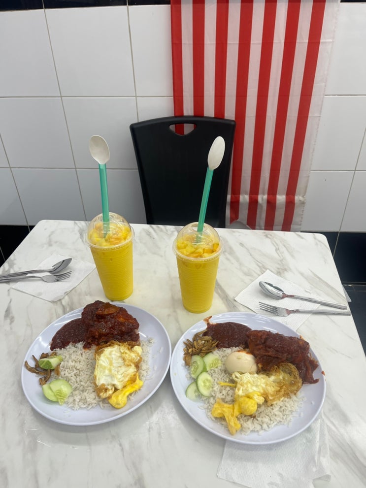 [쿠알라룸푸르 여행] 현지 맛집 추천 :: Yut Kee restaurant｜완조 (Wanjo) ....