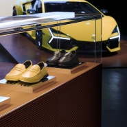 슈퍼카와 명품의 역사적인 만남, 람보르기니와 토즈의 첫 번째 신발 컬렉션