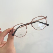 가벼운 안경 쉽게 부러지지 않은 안경 울테안경 오마쥬 H3135 로즈 골드 안경 안산 마커스 안경