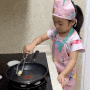 [+1623/53m 9d/2024.2.18.일] 아이와 요리 놀이, 팬케이크를 만들기 (작품명: 엄마의 웃는 얼굴)