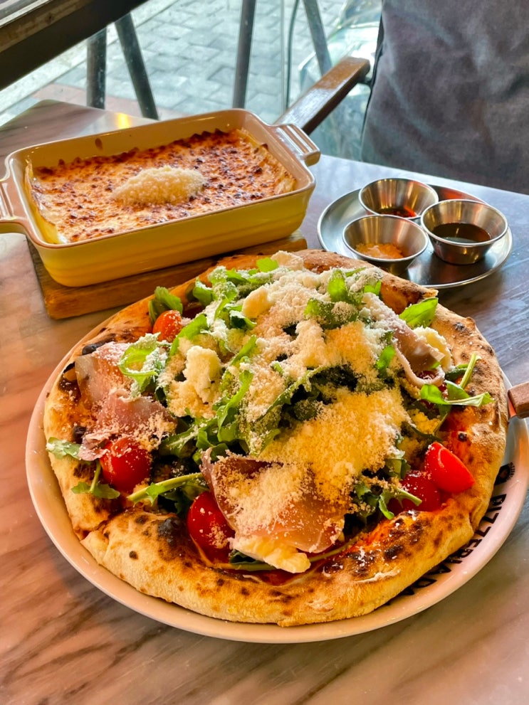 보정동 카페거리 맛집 피제리아다문 | 문 피자, 라자냐