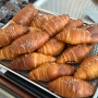 천안 소금빵 맛집 백석동 카페 쉼표커피 생딸기라떼 대박
