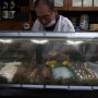 오사카 여행 맛집 미야코스시(MIYAKO SUSHI) - 84세 할아버지와 아들이 운영하는 노포 감성 진한 스시집. 스시오마카세처럼 14피스에 사케를 먹고도 겨우 6만원..