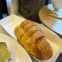 [목포] 전남 목포 빵집 코롬방제과점/ 새우 바게트 맛 빵지구순례 빵 종류별로 포장해왔다
