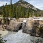 밴쿠버, 옐로나이프, 캐나다 로키 자유여행 68: 자연스레 만들어진 다리라는 뜻의 내추럴 브리지(Natural Bridge)(190906, 금)