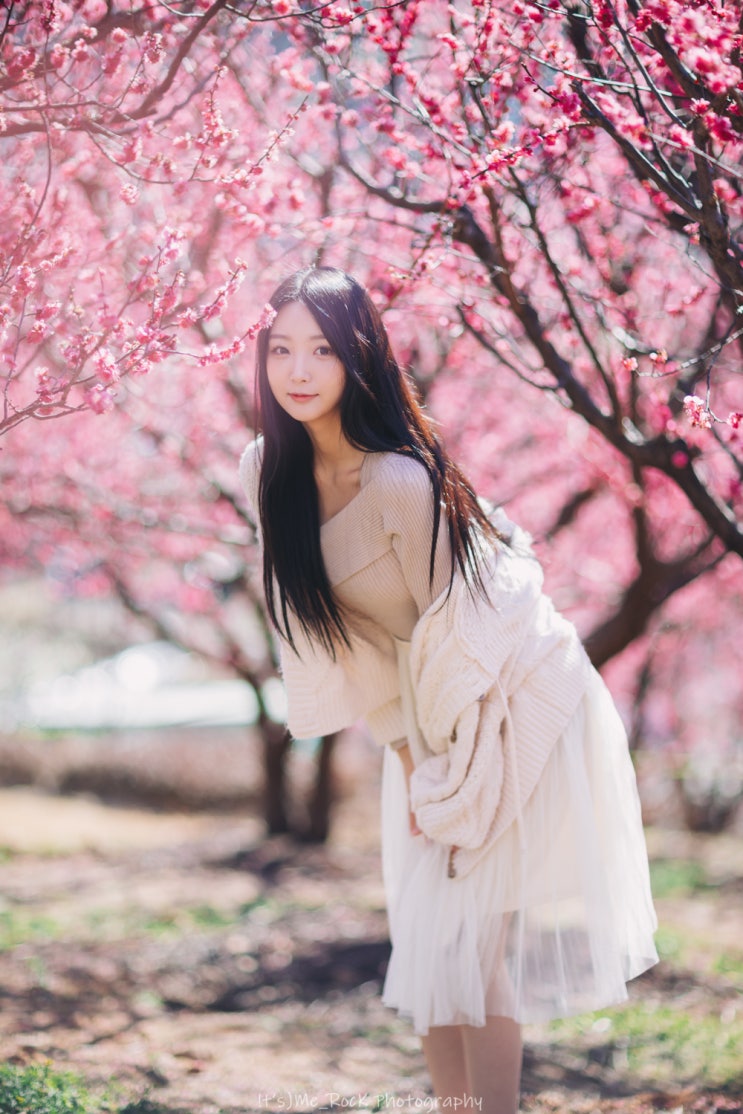 봄이 오는 소리, 부산 기장 매화원 인물사진 (모델 허니)