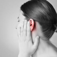 음식을 씹을 때 귀 소리 통증 원인과 증상, 예방법