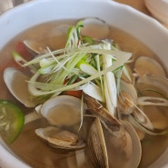 식스센스 맛집 한강로칼국수 보쌈 칼국수 녹두빈대떡 솔직 후기