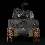 1/35 Academy M4A3 Sherman