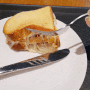 스타벅스 3월 신메뉴 피스타치오 크림 라떼&베이컨 치즈 토스트