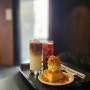연남동 브런치 맛집 버우드 | 카페 모닝캄 커피랩