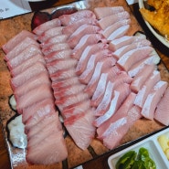 수원 대방어 맛집 - 시골집 우렁이 쌈밥 (내돈내산)