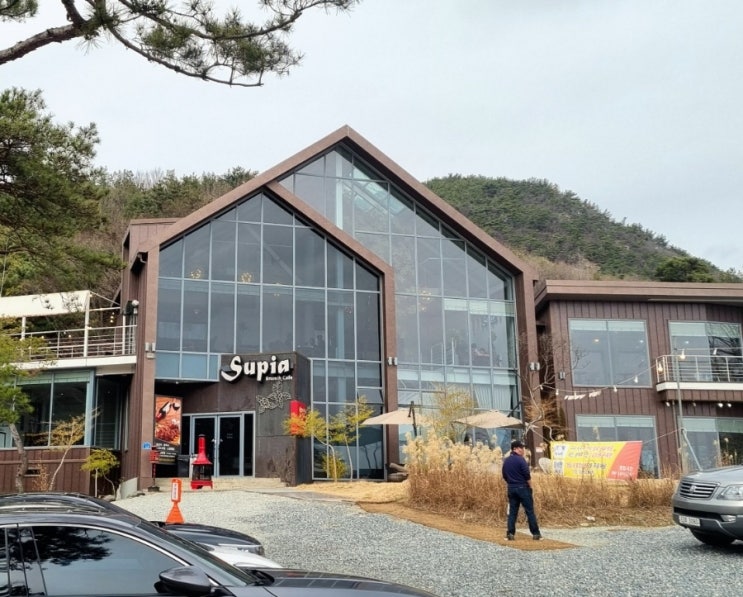 도심속 캠핑이 가능한 브런치 카페: 대전 수피아