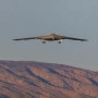 美공군 6세대 차세대 스텔스전략폭격기 “B-21 레이더”시험비행 돌입
