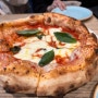 스웨덴스톡홀름 국민버거 막스버거, 마가리 피자Magari Pizza