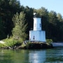 오리건 주에서 가장 작은 등대 Warrior Rock Lighthouse