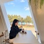강릉 사근진해변 카페 깔라마리 독특한 외관이 돋보이는 곳