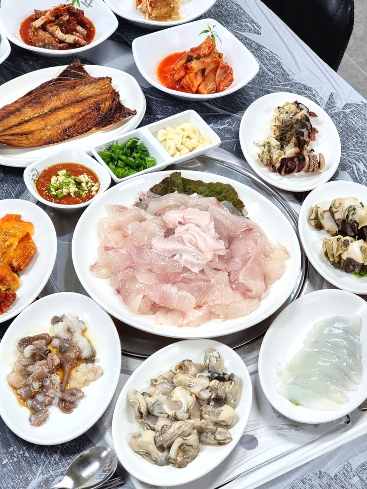 군산 신시도 민박 제철 해산물 가득한 1박 3식 + 유람선 패키지 바다만찬 가족여행 : 네이버 블로그