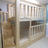 2층침대 - 아이들이 사용하는 튼튼하고 안전한 이층침대