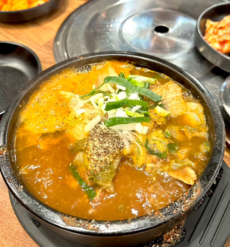 안성 공도맛집 뼈다귀 해장국이 맛있는 본가왕뼈감자탕