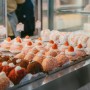 삼성 노티드 도넛 달달하고 부드러운 우유크림 도넛의 원조 신상 딸기 시즌 메뉴