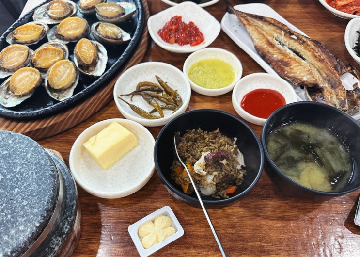 [제주여행-2일차]도르르김밥,비자림,명진전복 /비와도 식욕은...